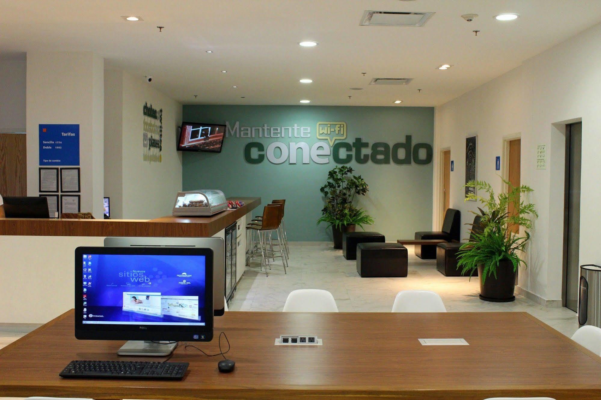 فندق One Guadalajara Expo المظهر الخارجي الصورة